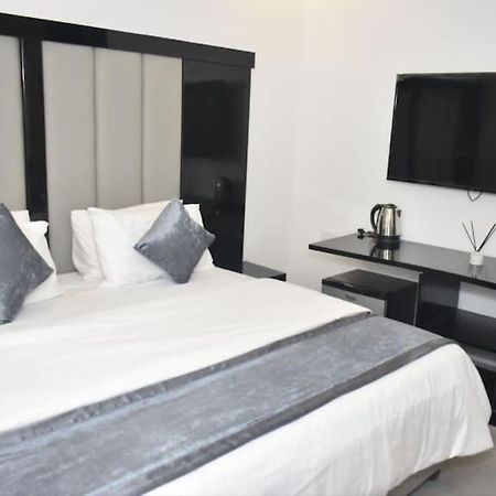 Jada Hotel And Suits Lagos Extérieur photo