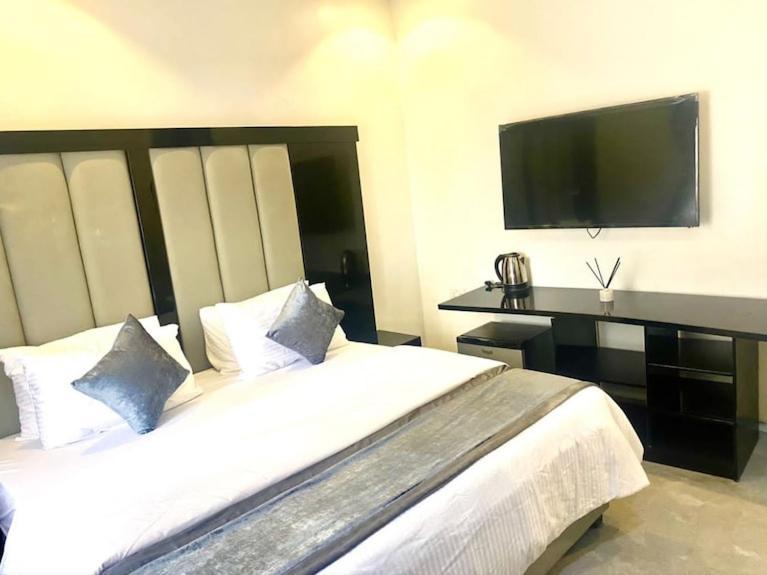 Jada Hotel And Suits Lagos Extérieur photo
