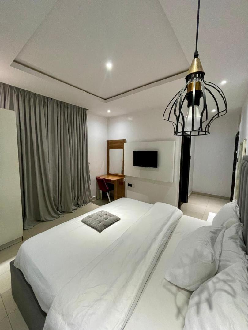 Jada Hotel And Suits Lagos Extérieur photo
